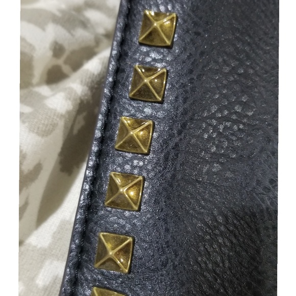 Black leather clutch - Picture 3 of 4